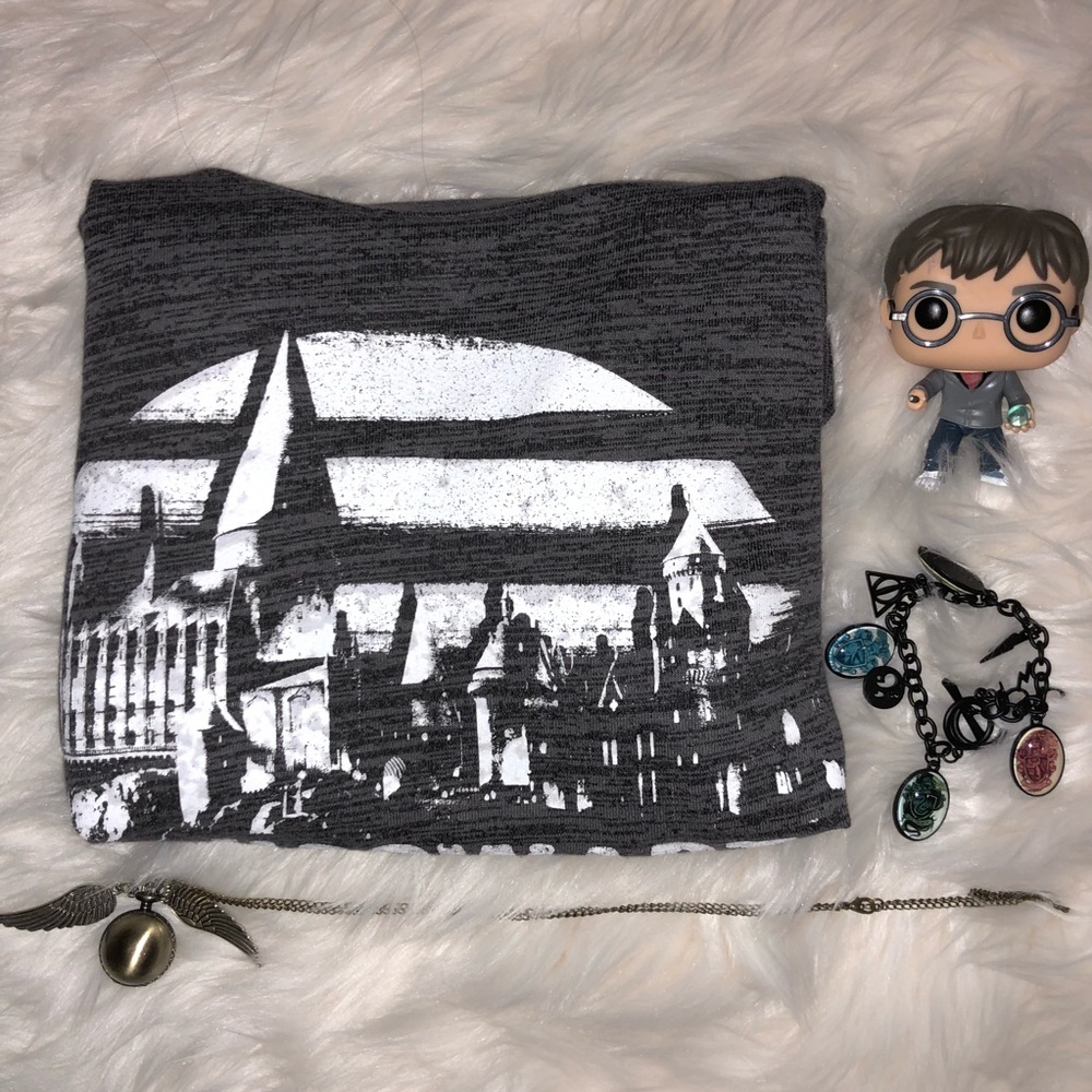 Hogwarts Gray Sweatshirt